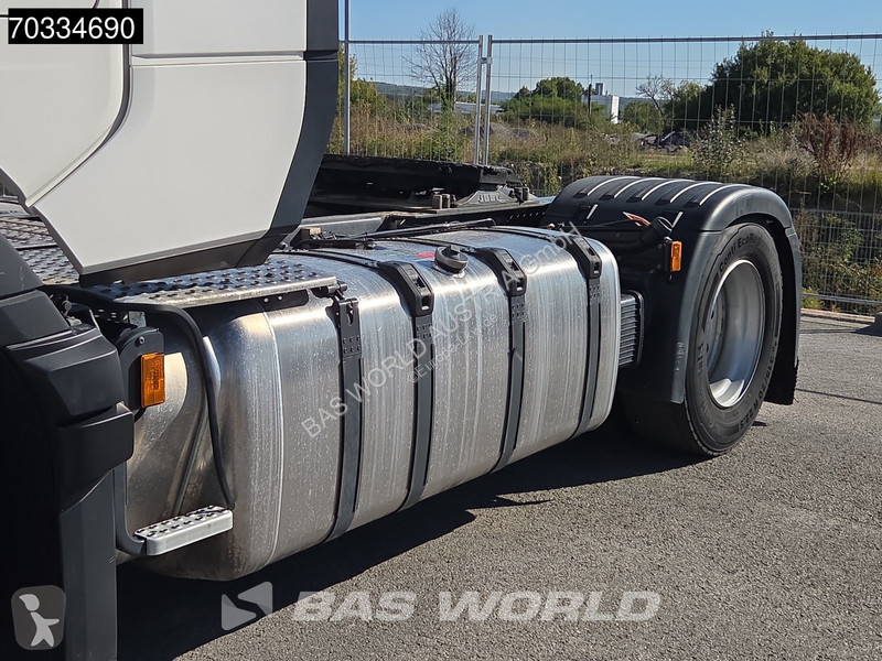 جرار Scania 460 4X2 etarder 2x Tanks ACC Navi
