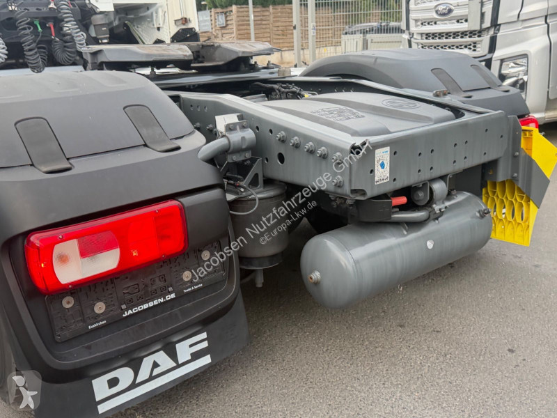 Влекач DAF 530 FT, Retarder, ACC, Standklima,...
