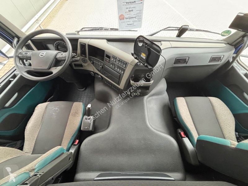 Volvo 380...