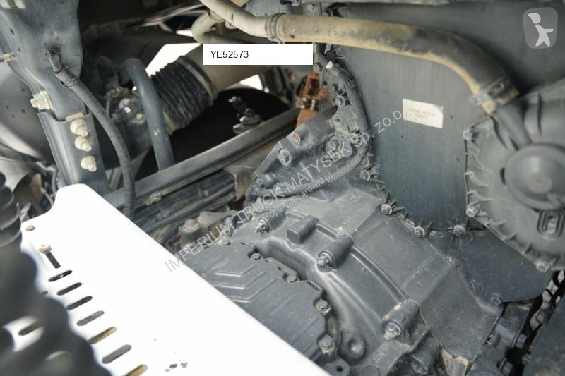 جرار Iveco 420