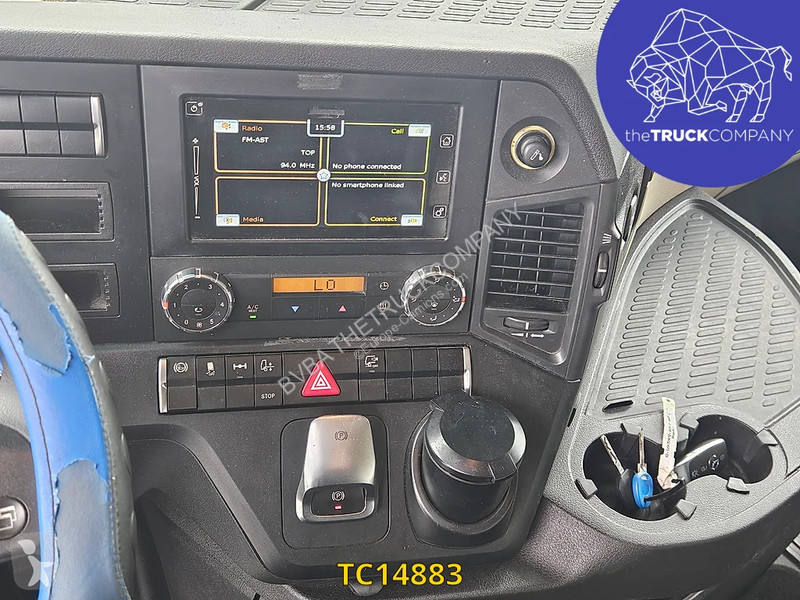 Tracteur Mercedes 1851
