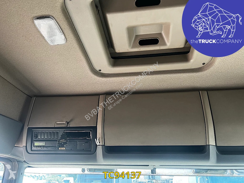 Scania 420 tractor unit