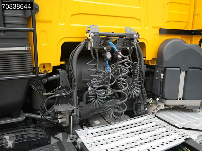 Traktor Volvo FH 460 4X2 Globe Mega 2x Tanks...