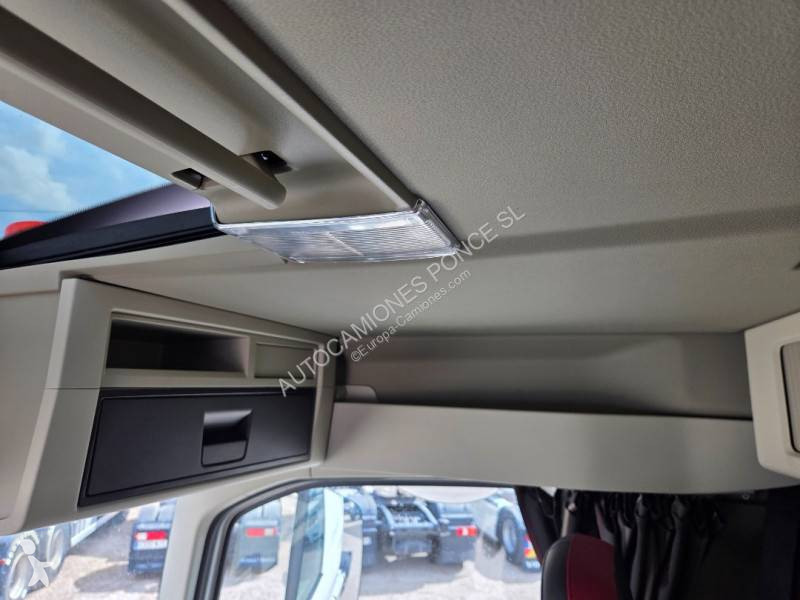 Volvo 500 tractor unit
