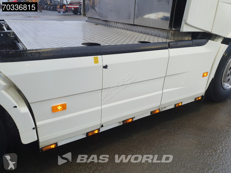 Volvo 750 6X2 Retarder Full-Air 2x Tanks...