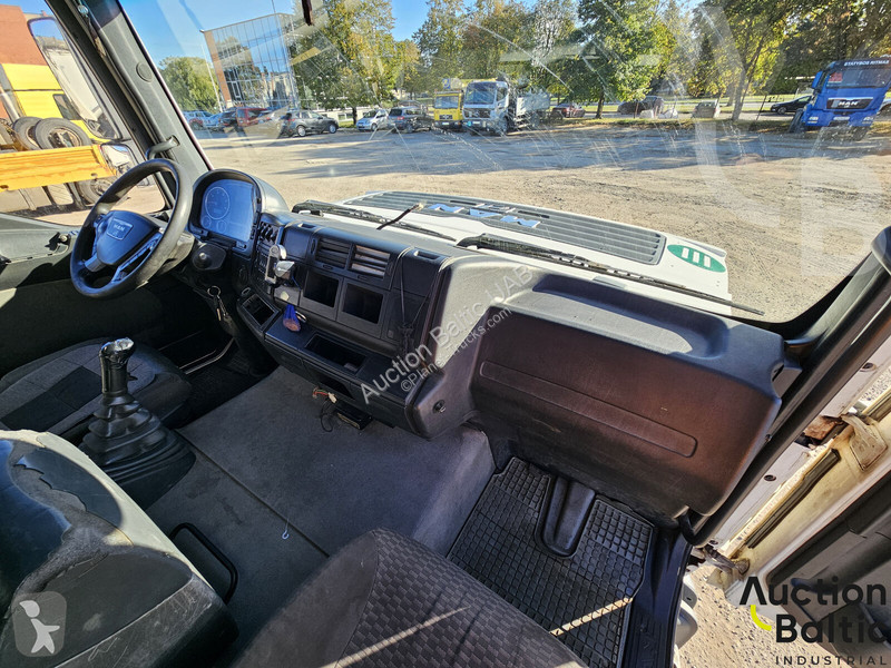 MAN 18.430 tractor unit