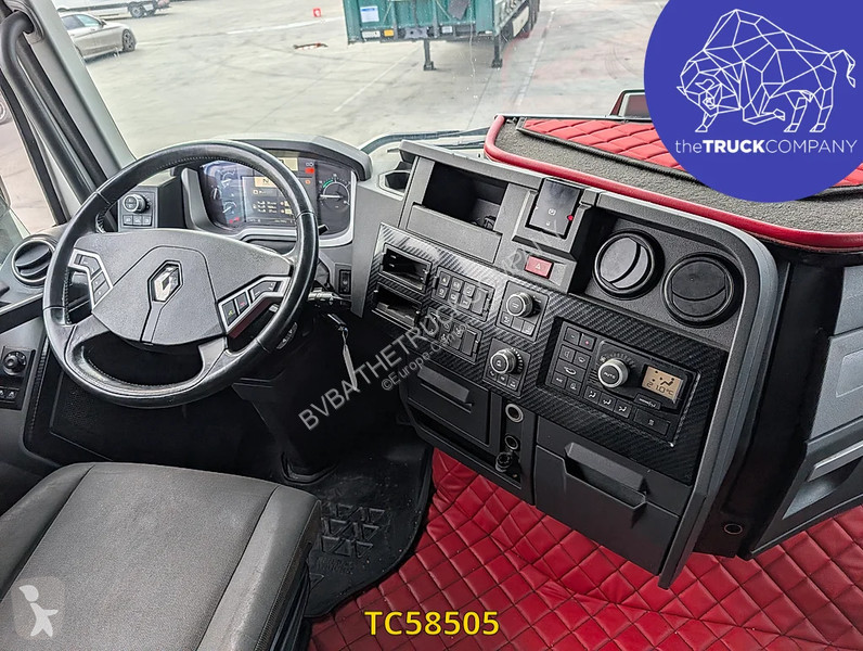 Renault T 520 tractor unit