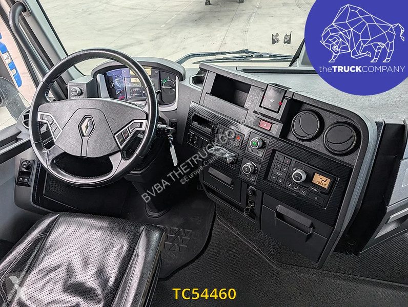 Renault T 520 tractor unit