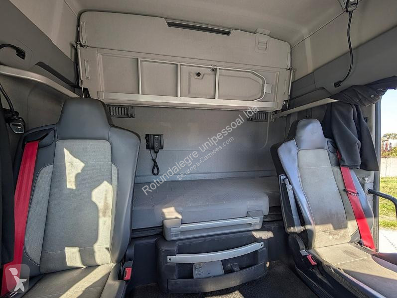 Renault  T520 tractor unit