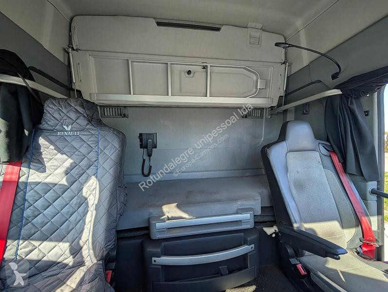 Renault  T 520 tractor unit