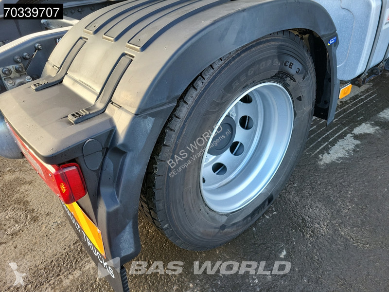 Renault T 520 4X2 Hydraulic ACC tractor unit