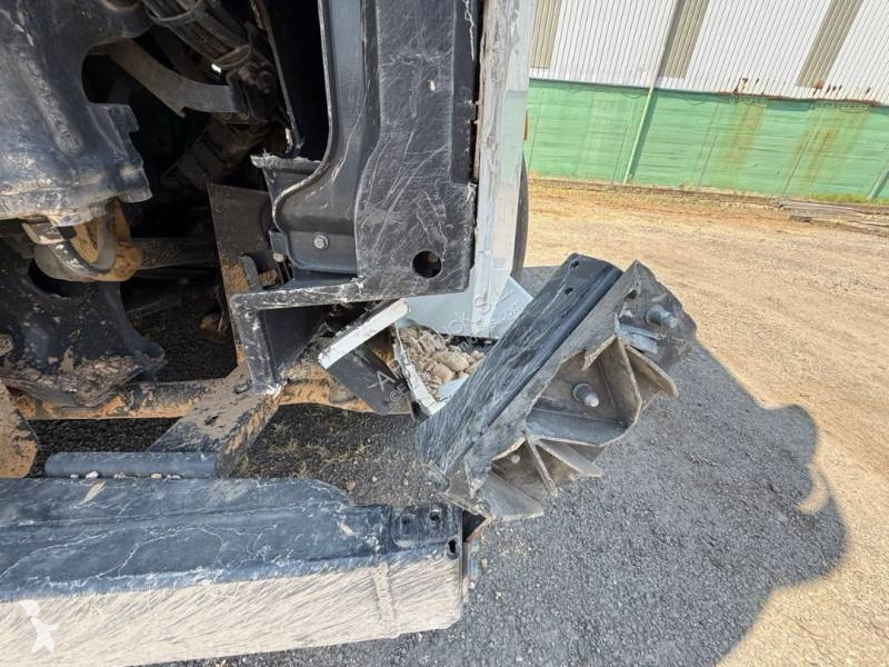 Iveco 490 tractor unit