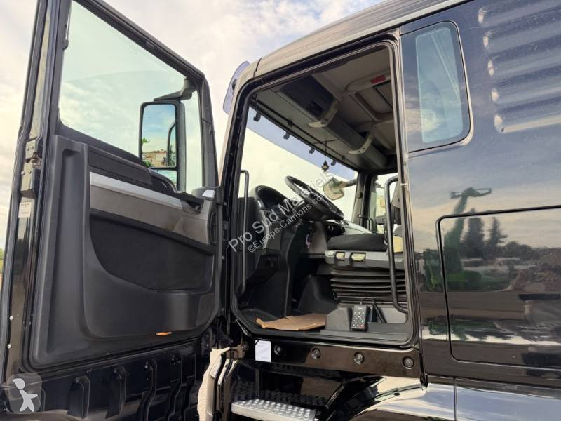 MAN 18.540 tractor unit