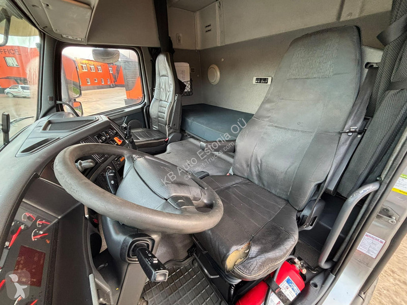 Tahač Volvo 500 6x2 GLOBE XL / ADR / RETARDER /...