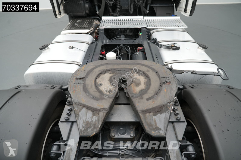Iveco S-Way 460 4X2 Mega 2x Tanks Standklima...