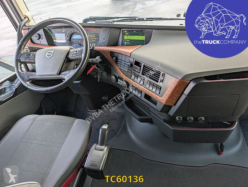 Traktor Volvo 500