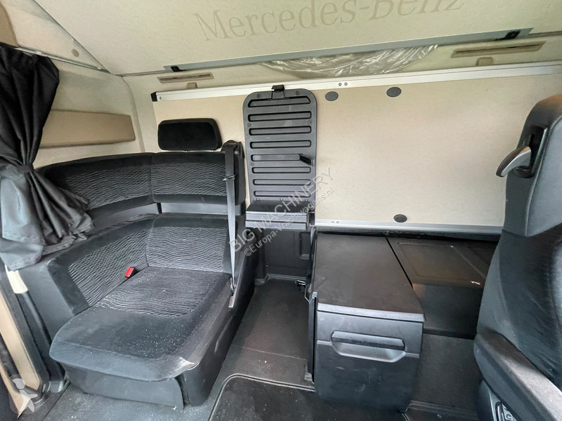 Trekker  ACTROS 1853 LS 4X2