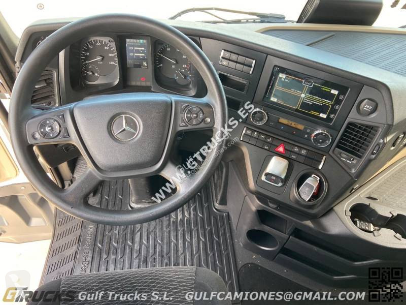 Traktor Mercedes 2551 LS