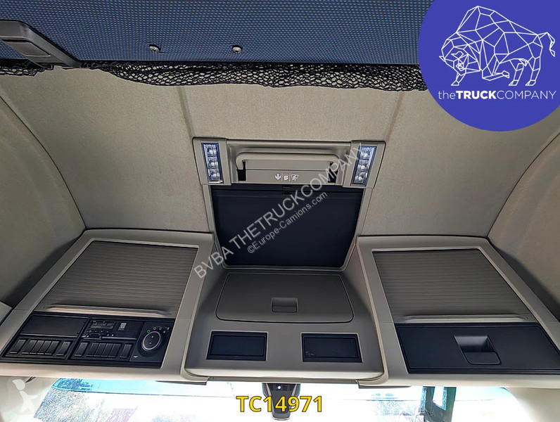 Volvo 500 tractor unit