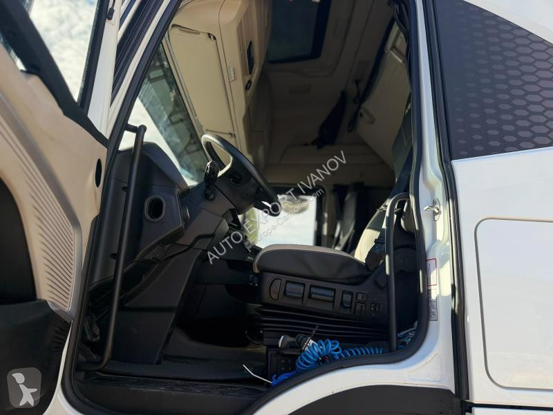 Tratores Iveco 580
