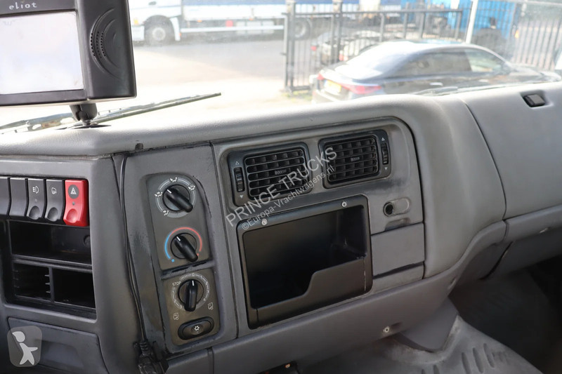 Traktor Renault * MANUAL * 4X2 * HYDRAULIC *