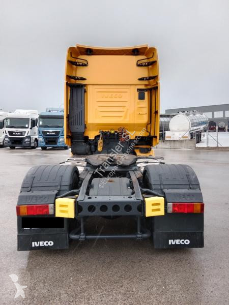 Tahač Iveco AS 440