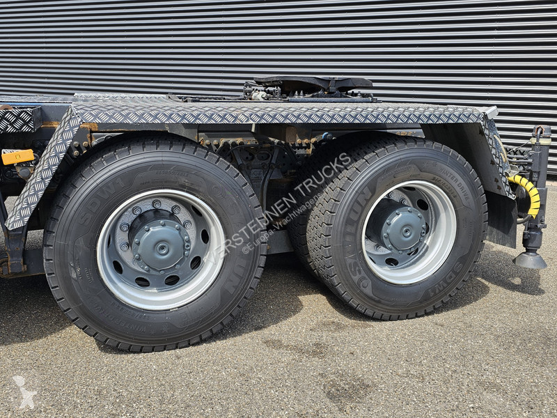 Tahač Mercedes 2658 6x4 / HMF 40 t/m - 21.3 mtr...