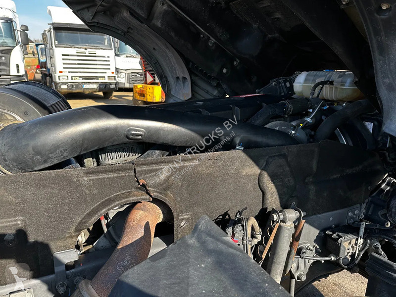 Traktor Renault T460 4X2 Tractor-unit...