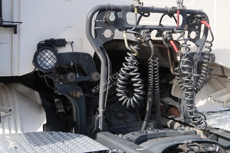 Traktor Scania RETARDER/ 2X TANK/ DIFF LOCK