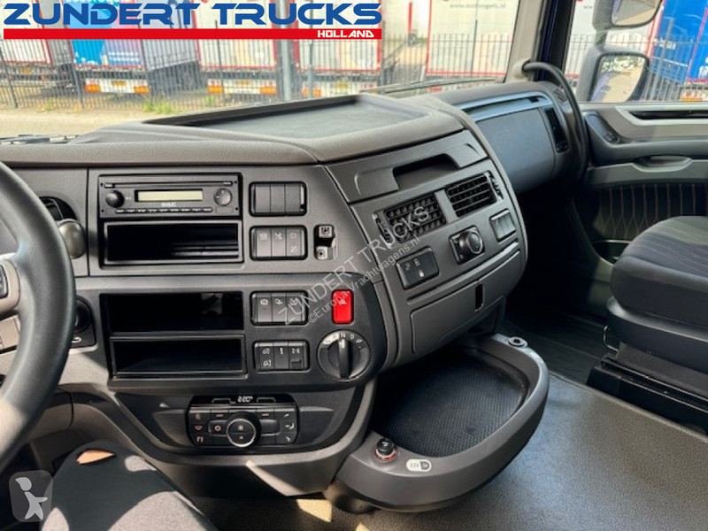Tracteur DAF 480 SPACECAB