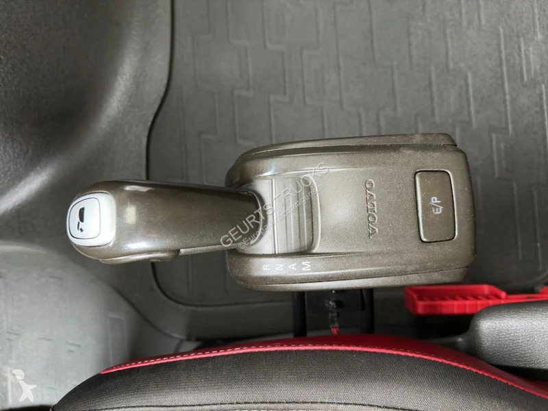 Tahač Volvo 500 6X4 TREKKER/TRACTOR/SZM EURO 6...