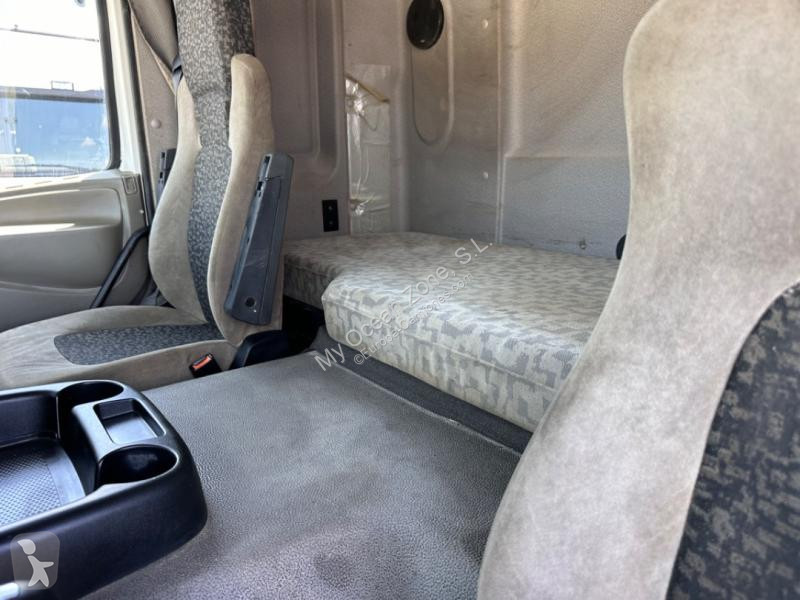 Tracteur DAF 410
