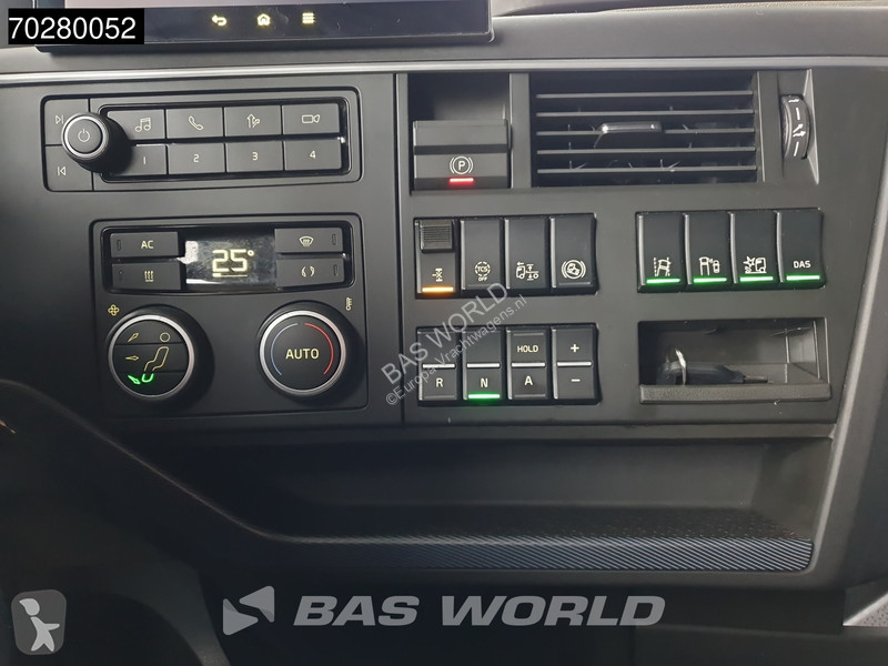 Tractor Volvo FH  FH 4X2 VEB+ 2x Tanks ACC LED