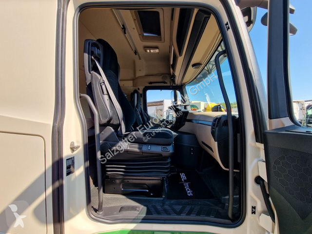 Traktor Mercedes 1846 / Retarder / Kompressor / 6D