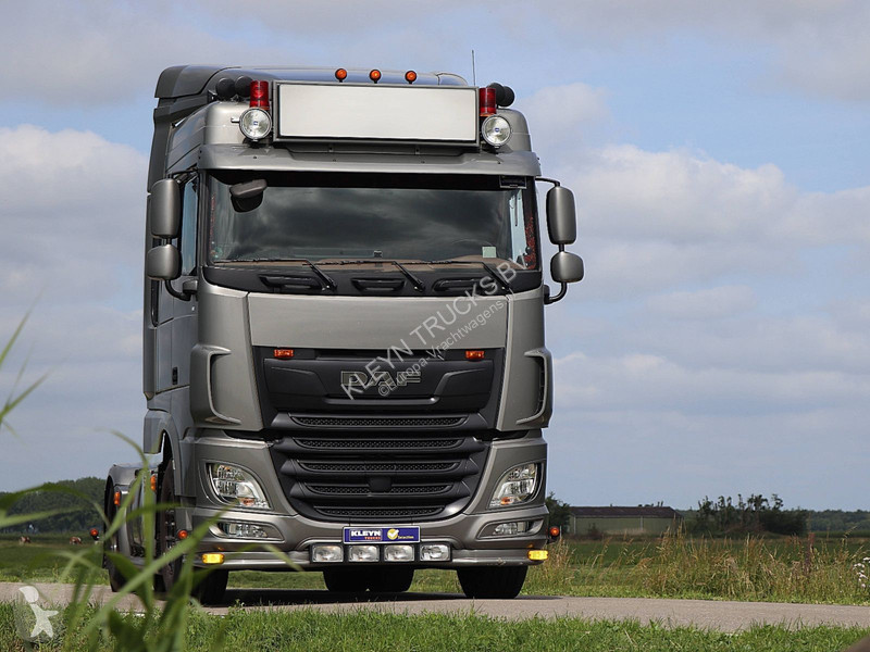 Tahač DAF 530 MANUAL SHOW TRUCK