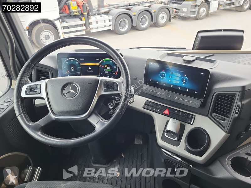 Tractor Mercedes 4163 8X4 180T GigaSpace...