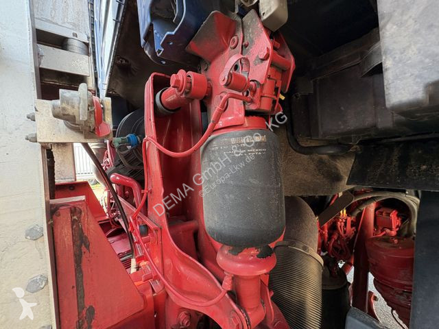 Tractor Volvo...