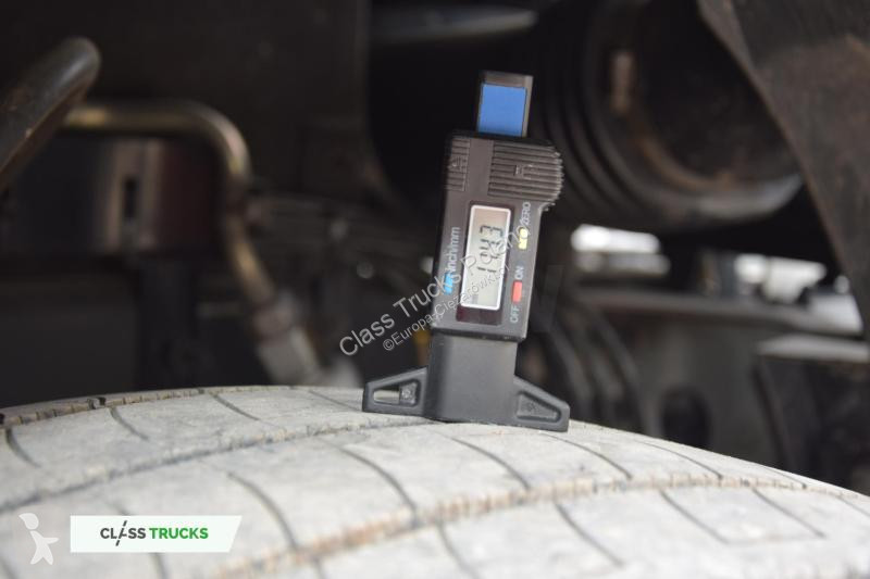 Traktor Volvo 500 Globetrotter XL
