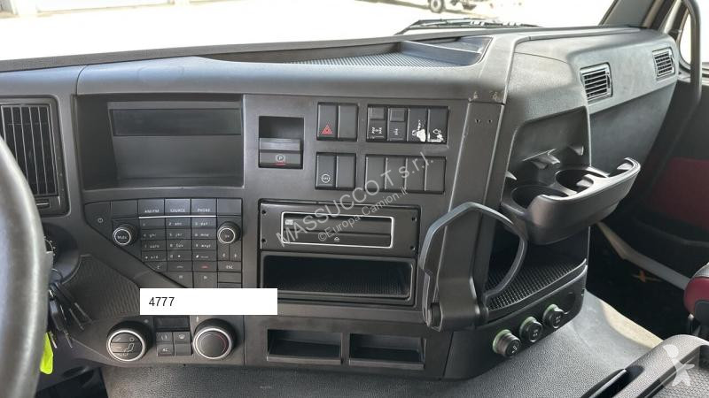 Traktor Volvo FMX420