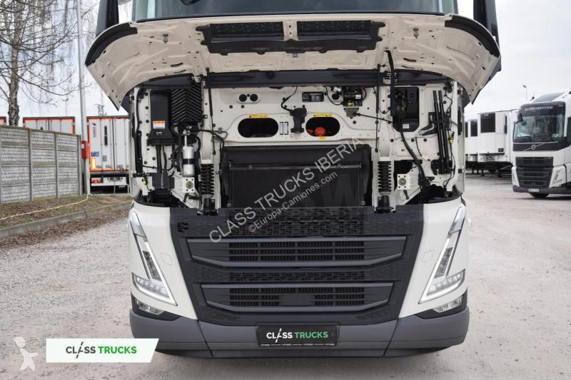 Traktor Volvo 500 Globetrotter XL