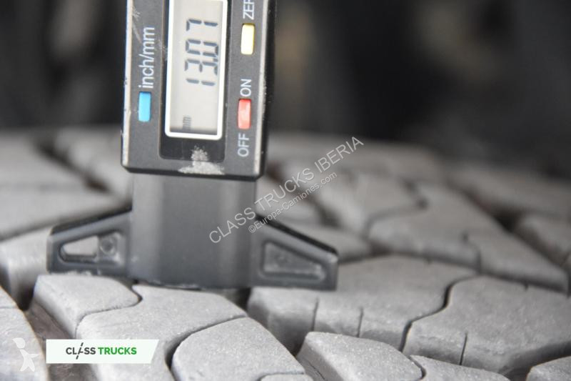 Traktor Volvo 500 Globetrotter XL