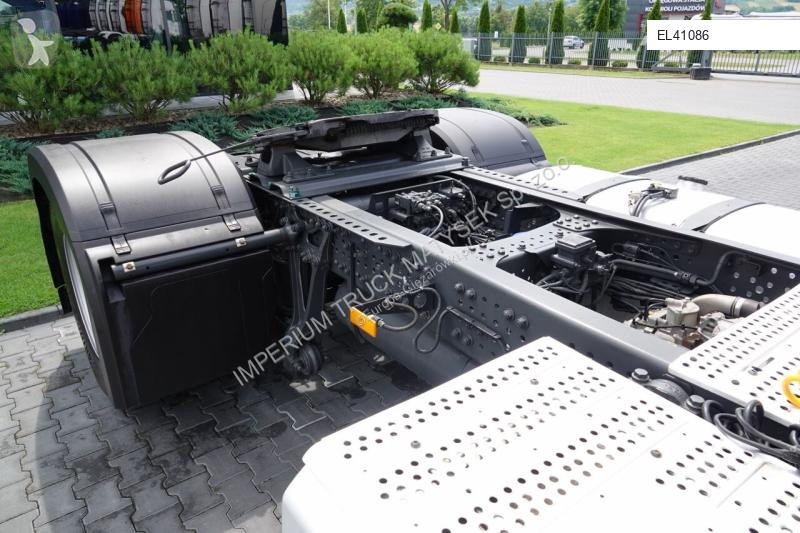 Tractor Mercedes ACTROS 1845