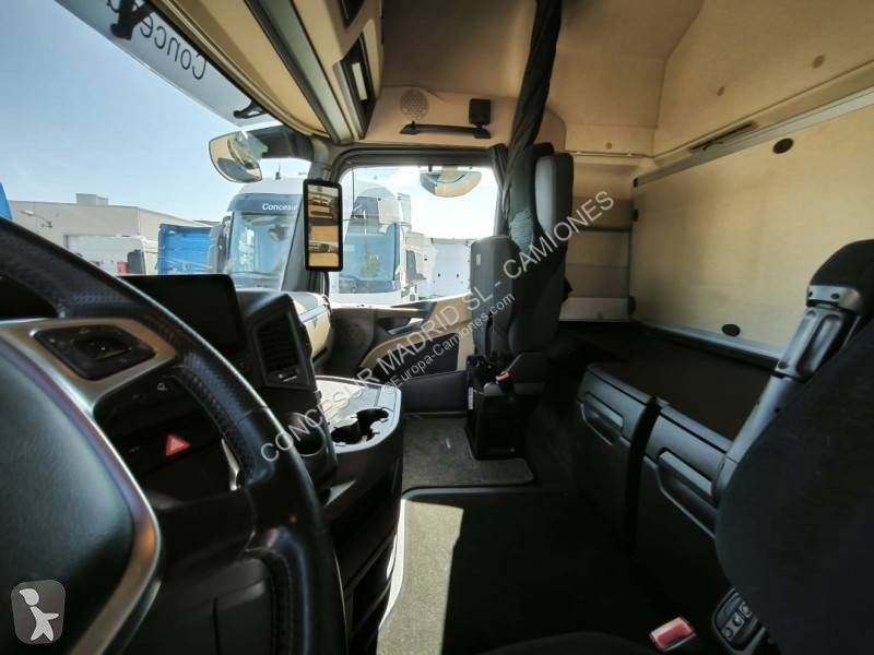 Traktor Mercedes