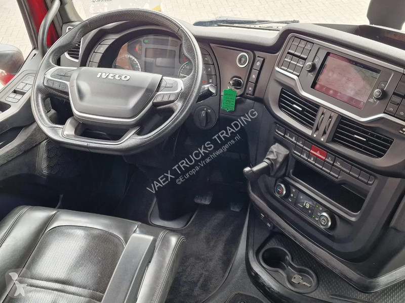 Tahač Iveco 570 6x2 - Retarder - Full air -...