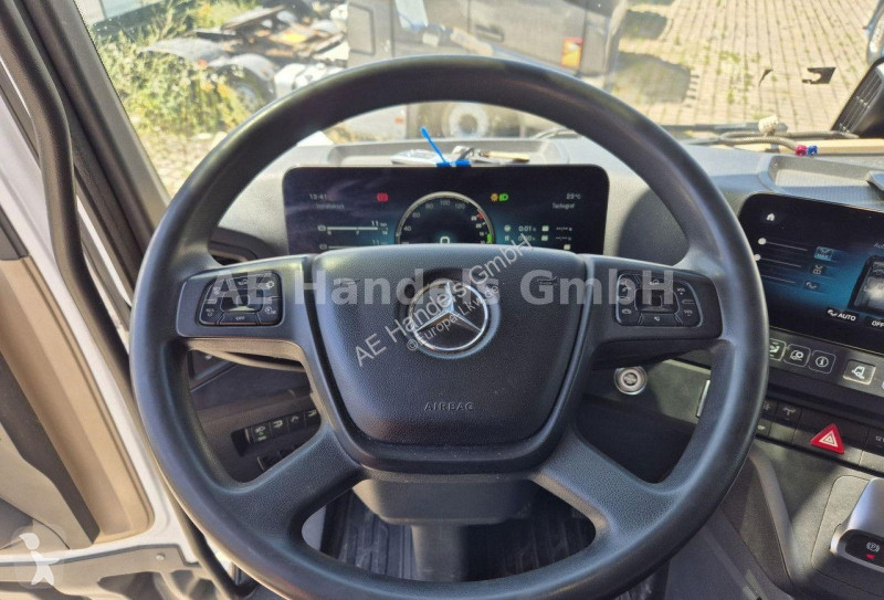 Tahač Mercedes 1845