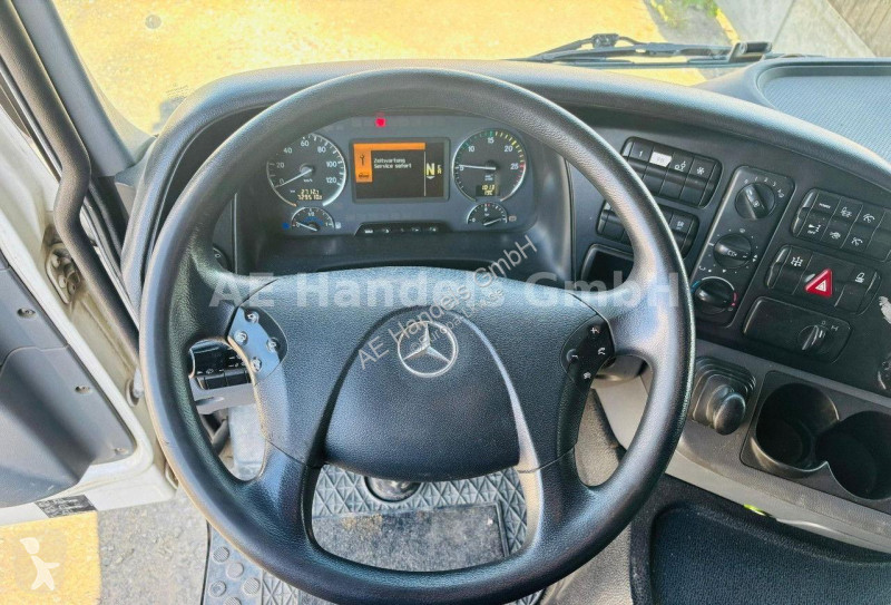Traktor Mercedes 1844