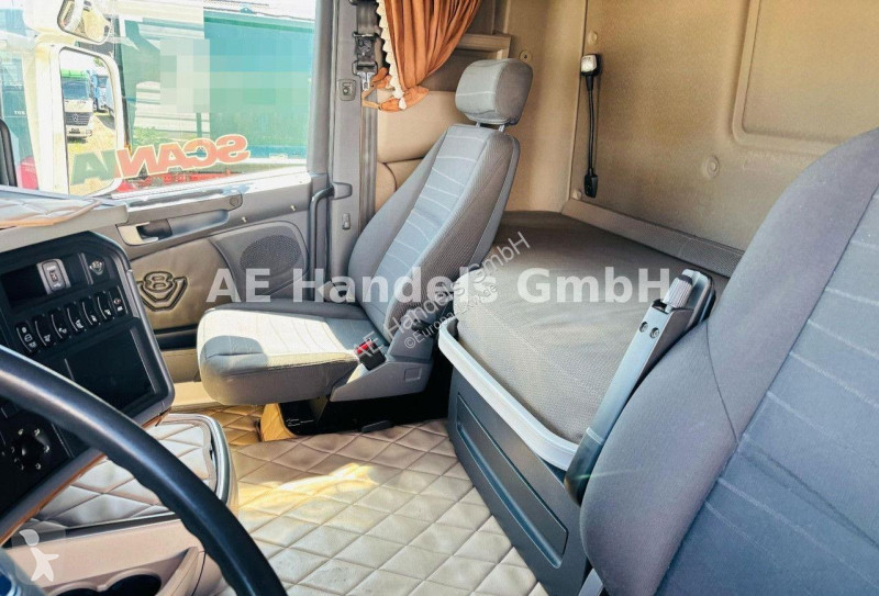 Traktor Scania R520