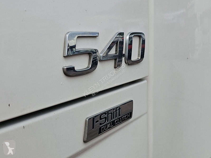 Tahač Volvo XL 6X2 I-PARK-COOL