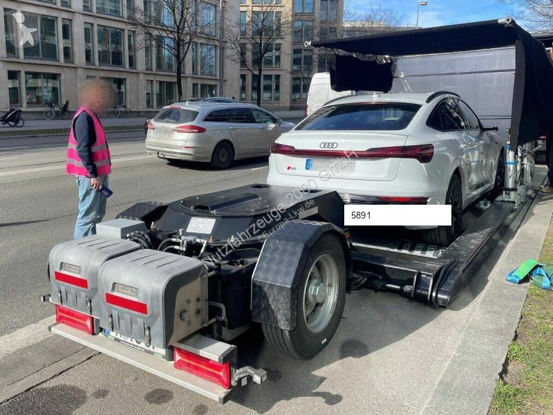 Tractor Mercedes 2143 Spezialgespann für TV...