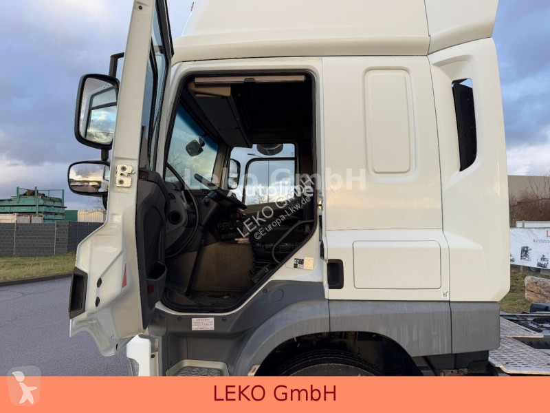 Traktor DAF CF 400.19